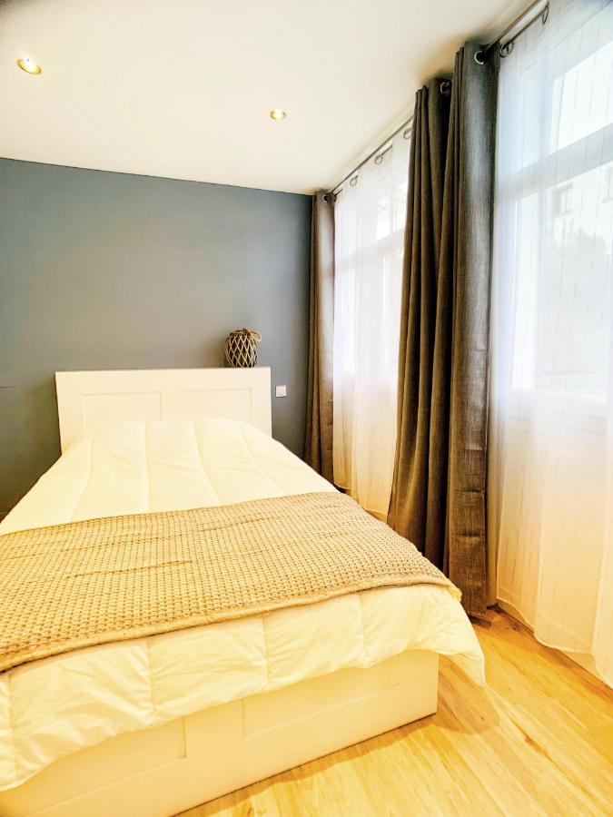 Appartement De Gout T3 42M2 Residence Calme Privee Avec Parking Au Centre De ヴァンヌ エクステリア 写真